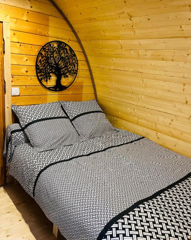 Aux Etangs de Jourgnac Cabane MegaPod nuit insolite Limousin Jourgnac 4