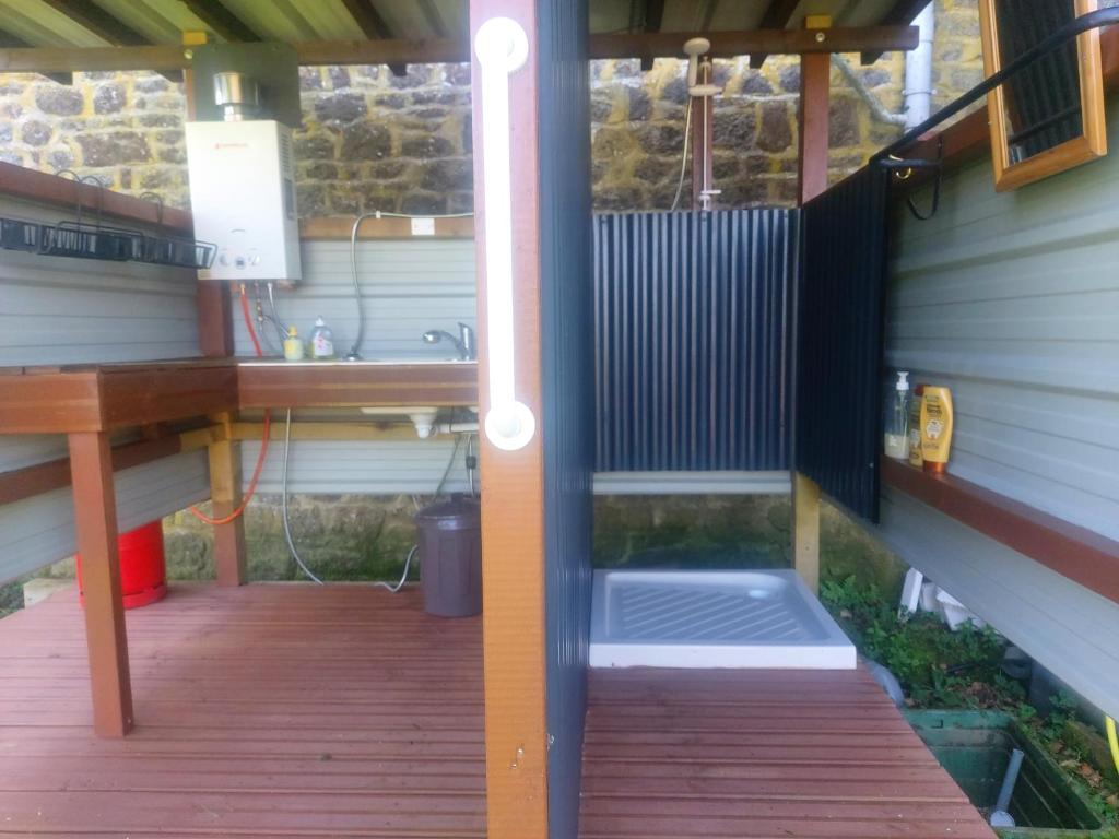 Bell Tent with seperate kitchen area one of three to rent nuit insolite Normandie Saint Michel de Montjoie 18
