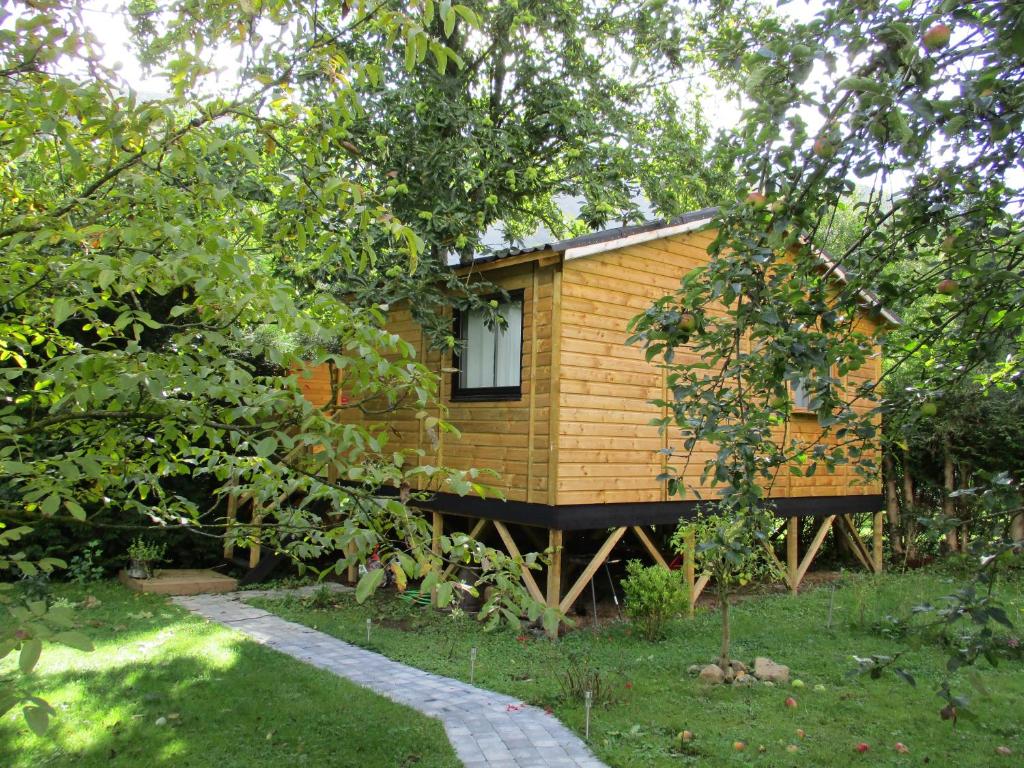 CHALET Chataigne ETAPEBOISEE nuit insolite Champagne Ardenne Fumay 18