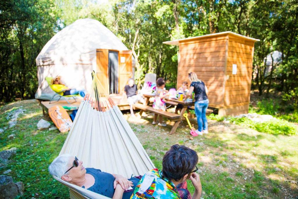 Camping Mille Etoiles nuit insolite Rhone Alpes Labastide de Virac 10
