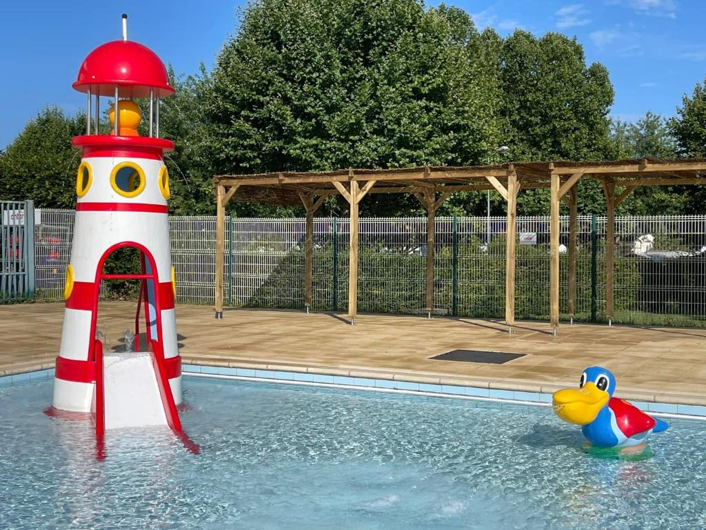 Camping de Thoissey nuit insolite Bourgogne Thoissey 1