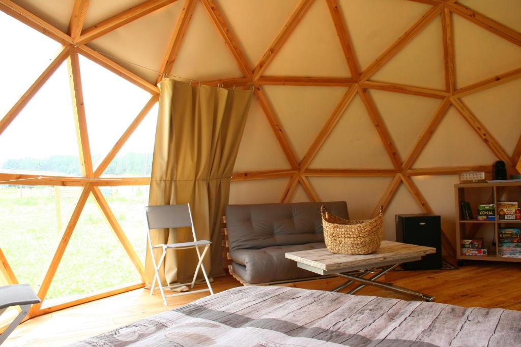 Dome Geodesique nuit insolite Region non trouvee Gizay 1