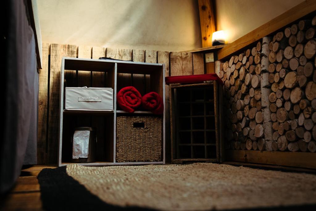 Eco Bivouac village igloos Annecy LE SEMNOZ a 20 minutes dAnnecy nuit insolite Rhone Alpes Annecy 7