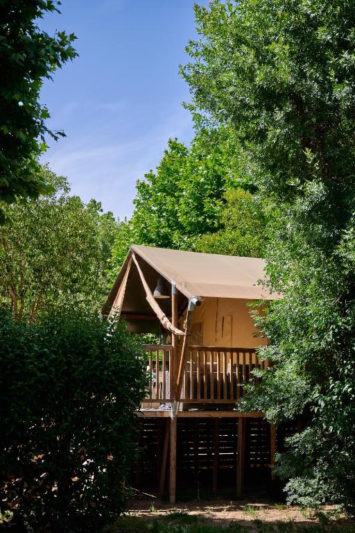 Glamping Cote dAzur nuit insolite Provence Alpes Cote dAzur Roquebrune sur Argens 10