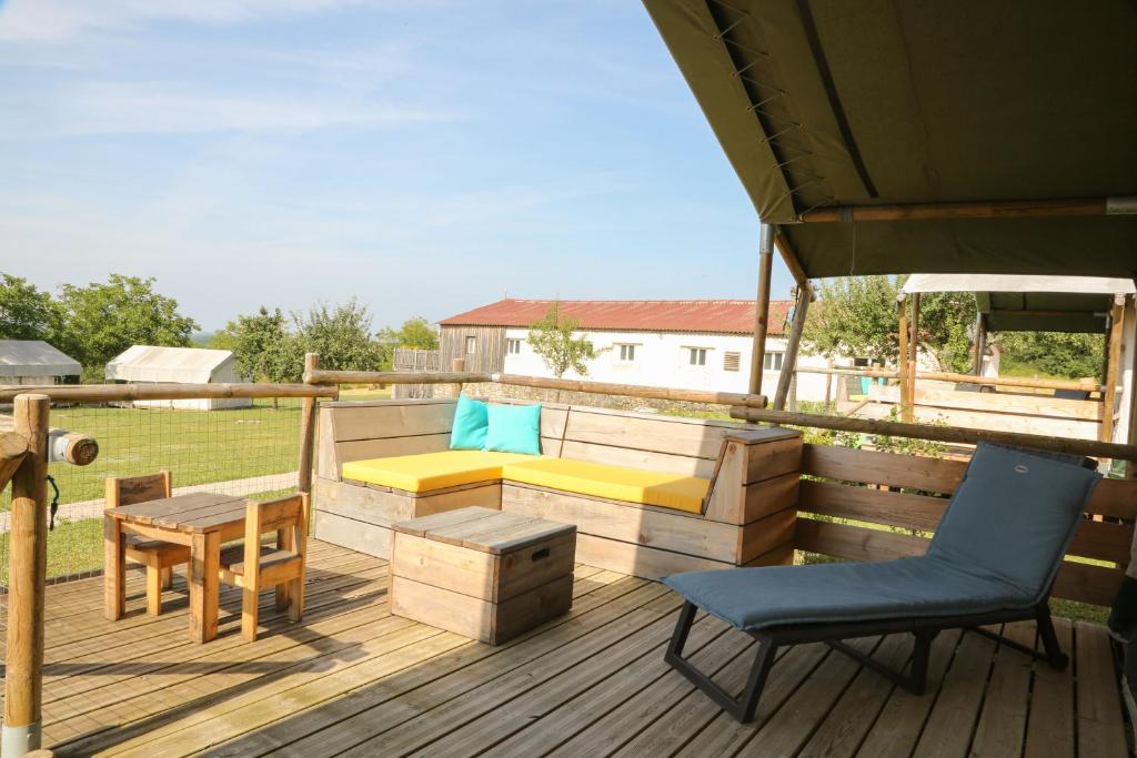 Glamping Place de la Famille nuit insolite Aquitaine Jayac 11
