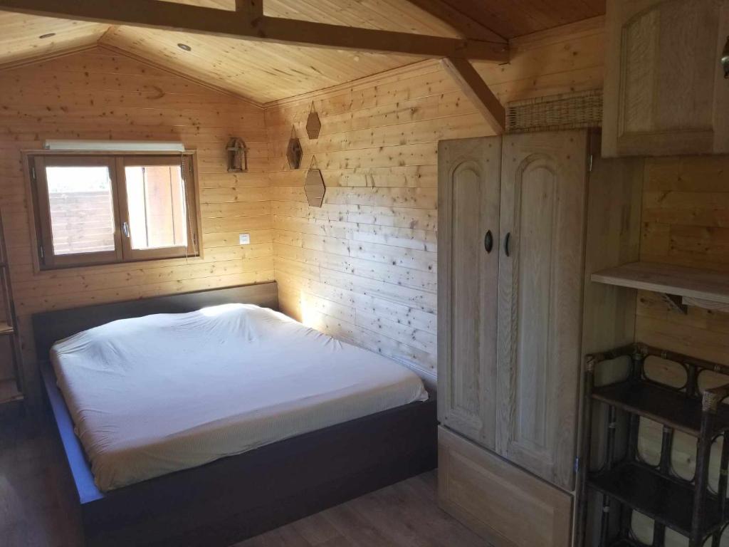 La Tiny house et la roulotte des sables nuit insolite Aquitaine Le Porge 1