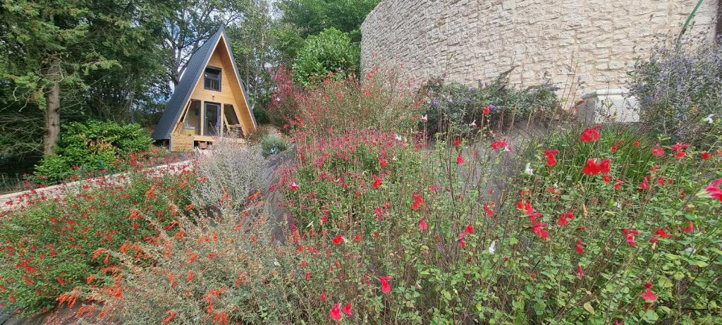 Le tipi Cathare hebergement insolite Carcassonne nuit insolite Languedoc Roussillon Alairac