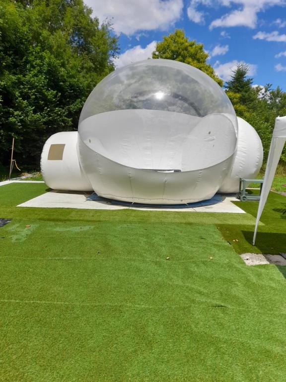 Nuit insolite dans une bulle avec jacuzzi privatif nuit insolite Region non trouvee Ville non trouvee 12