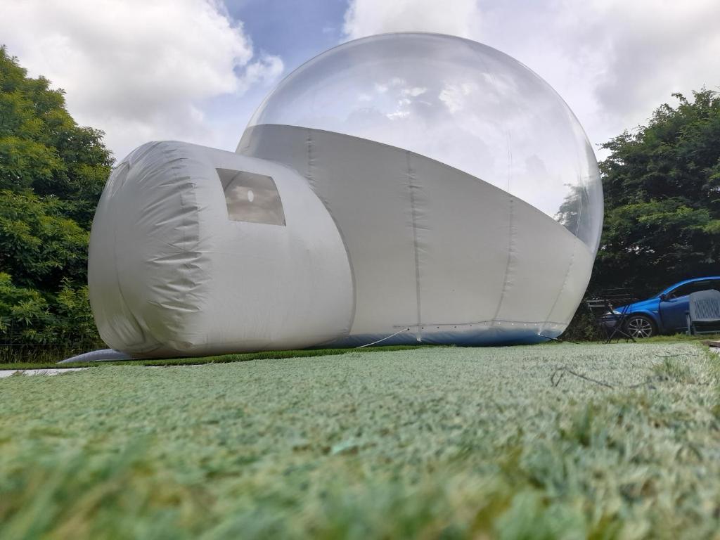 Nuit insolite dans une bulle avec jacuzzi privatif nuit insolite Region non trouvee Ville non trouvee 16