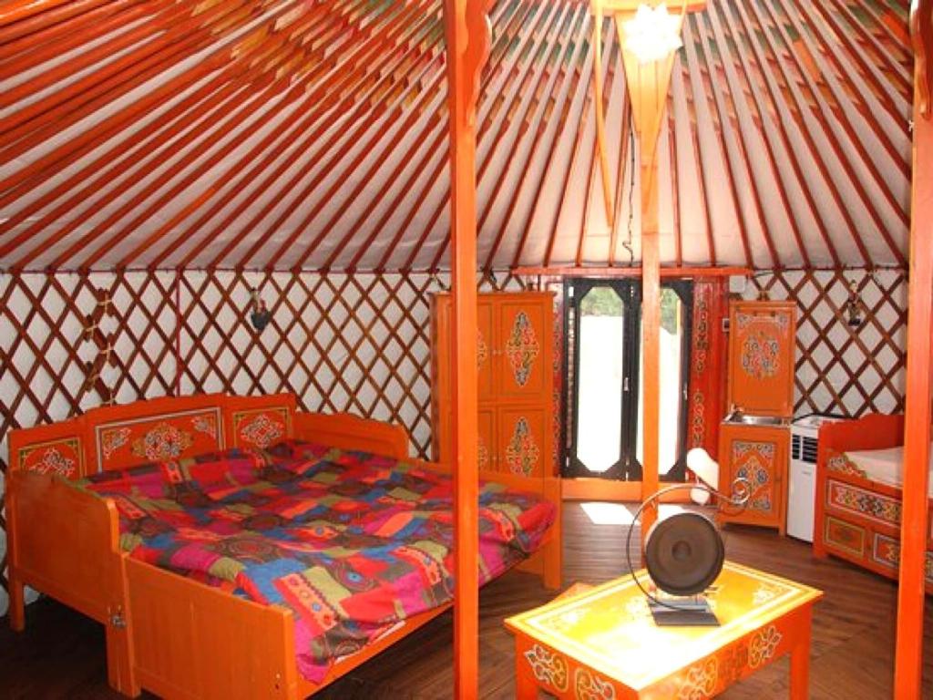 Superb yurt of Mongolian tradition in Provence nuit insolite Provence Alpes Cote dAzur Sarrians 1