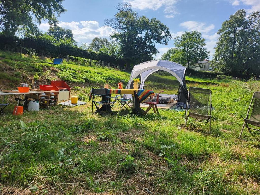Tente Confort nuit insolite Midi Pyrenees Teillet 8
