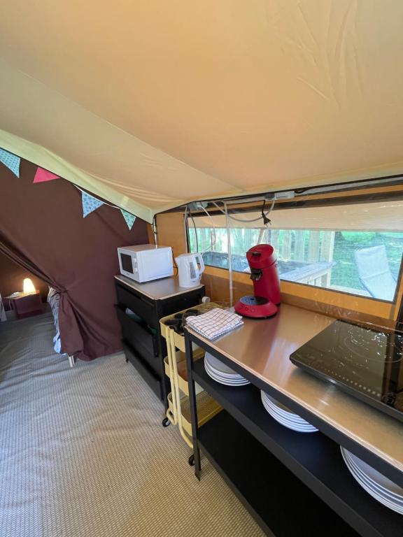 Tente Lodge Bouleau La Teouleyre nuit insolite Aquitaine Saint Julien en Born 11