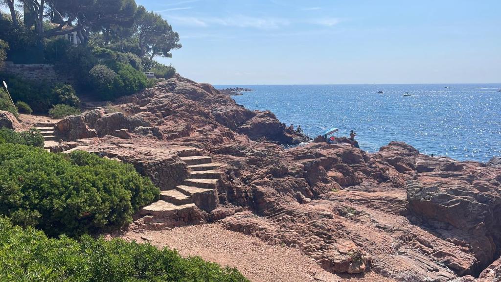 Yacht Studio Galarne nuit insolite Provence Alpes Cote dAzur Saint Raphael 11