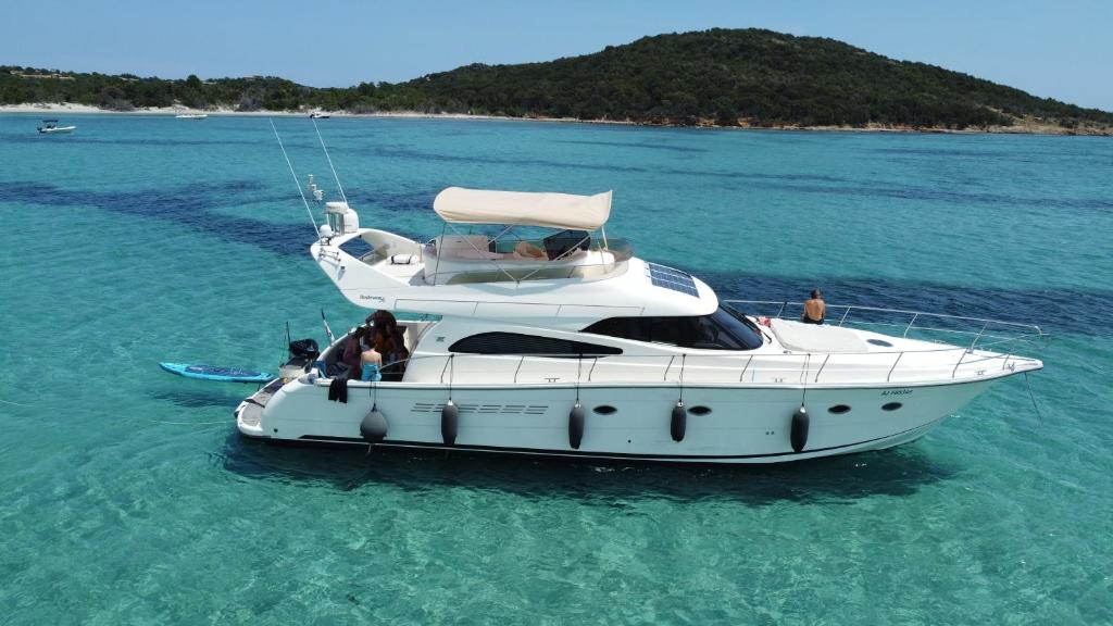 Yacht le Yauta Porto Vecchio nuit insolite Corse Porto Vecchio