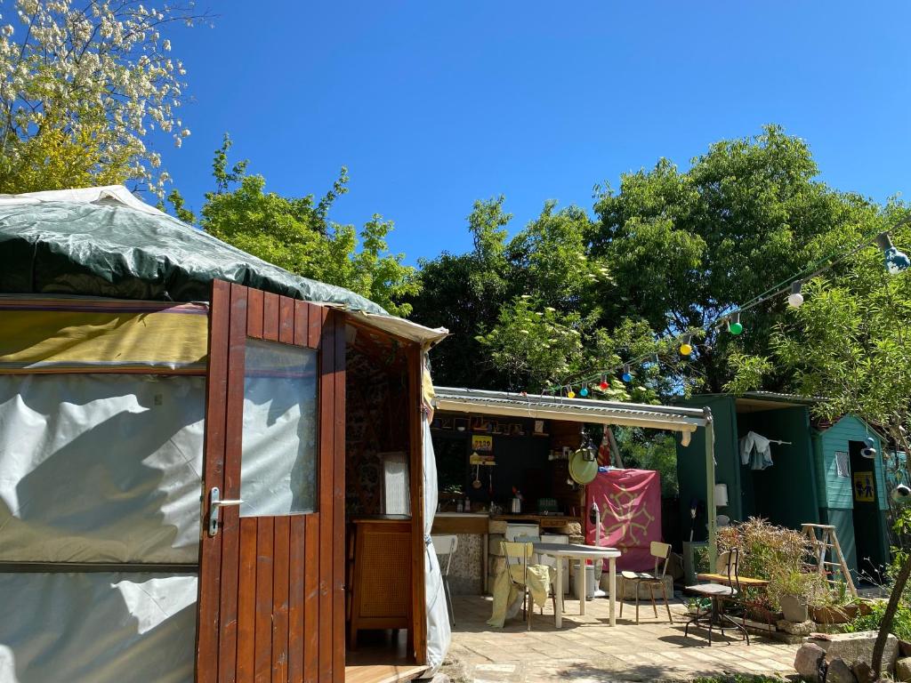 Yourte a La Campagnette nuit insolite Languedoc Roussillon Montpellier