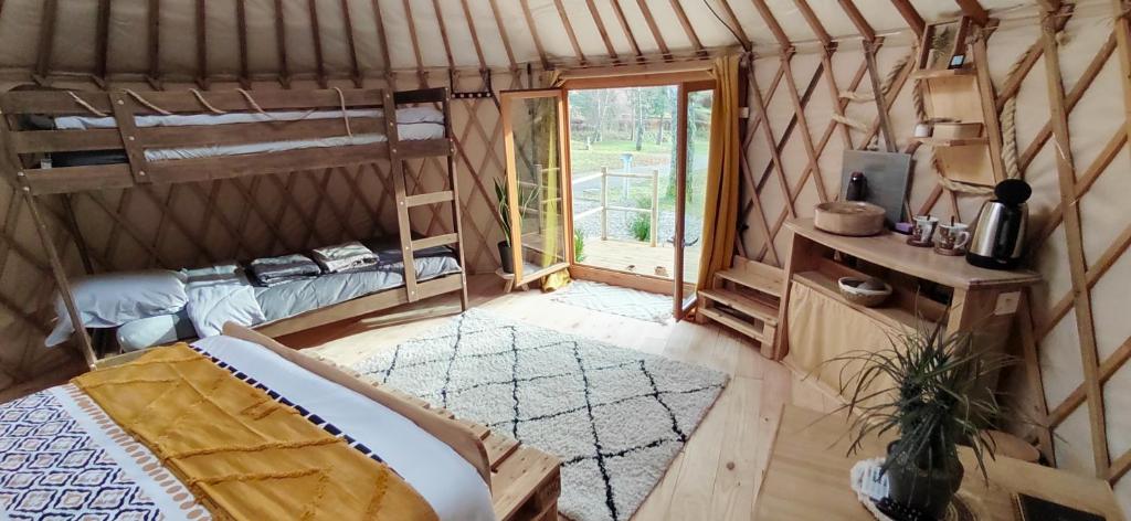 Yourte des Verts Bois nuit insolite Alsace Freland 12