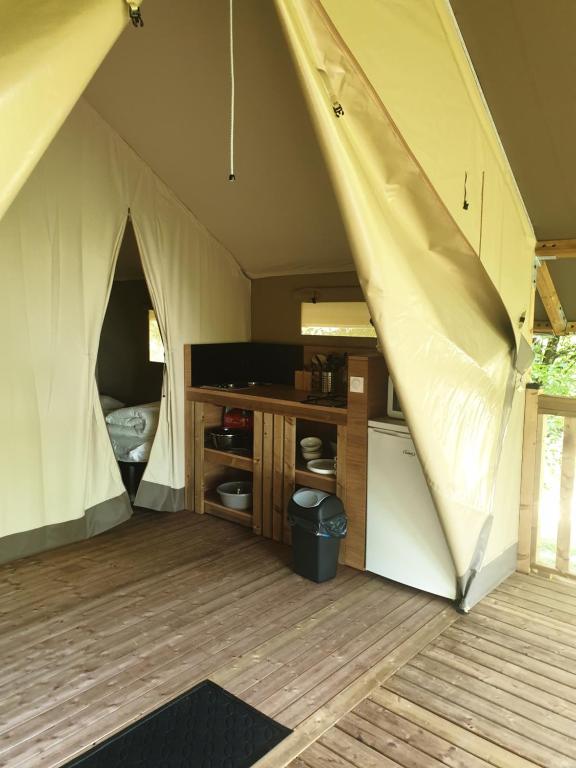 lodge du camping la Porte St Martin nuit insolite Rhone Alpes Saint Martin en Vercors 4