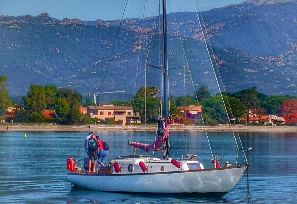 stlocavoile 2 Seuls a bord d un voilier nuit insolite Corse Porto Vecchio 7